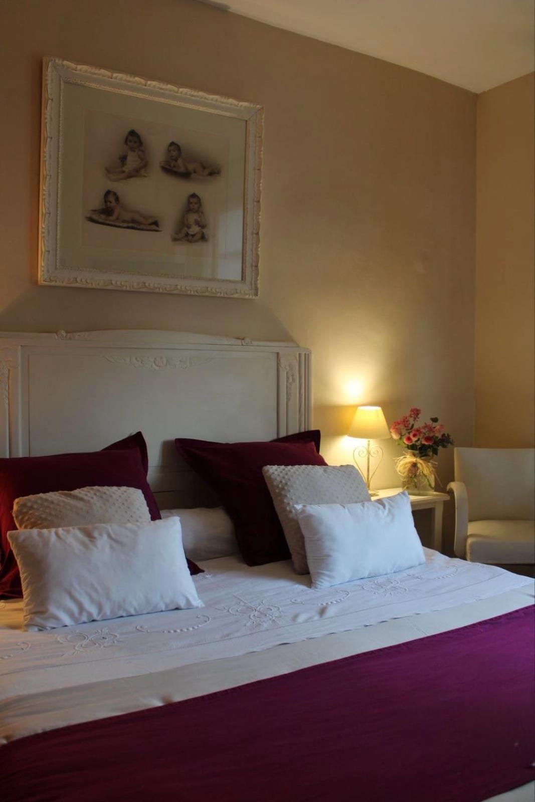 Chez Patou Bed & Breakfast Laval  Exterior photo